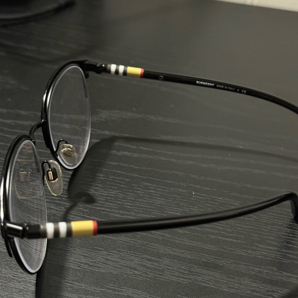 Burberry frames - Picture 4 of 5